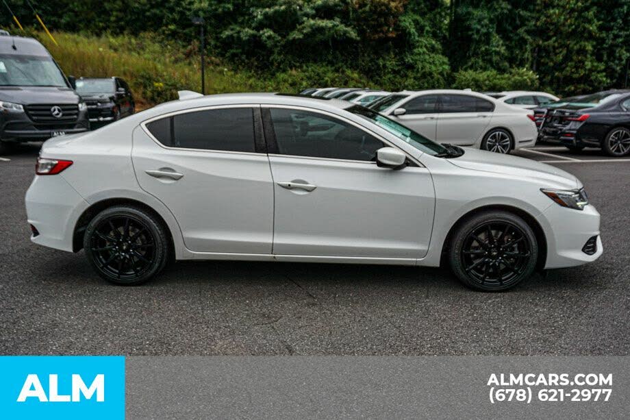 2017 Acura ILX - 9