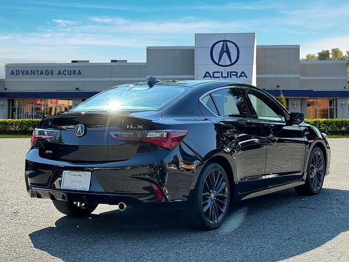Acura ILX 2022 — миниатюра 10