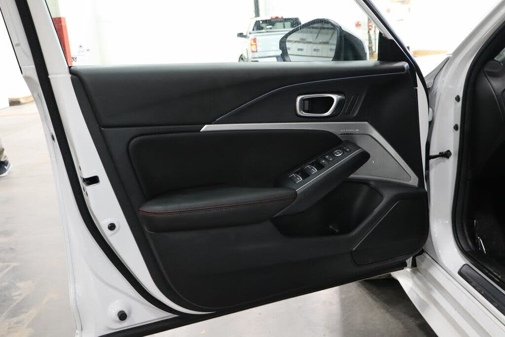Vehicle Image 6 of 81 for undefined undefined undefined