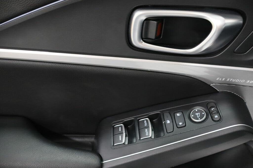 Vehicle Image 7 of 81 for undefined undefined undefined
