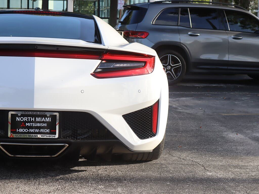 2018 Acura NSX - 15