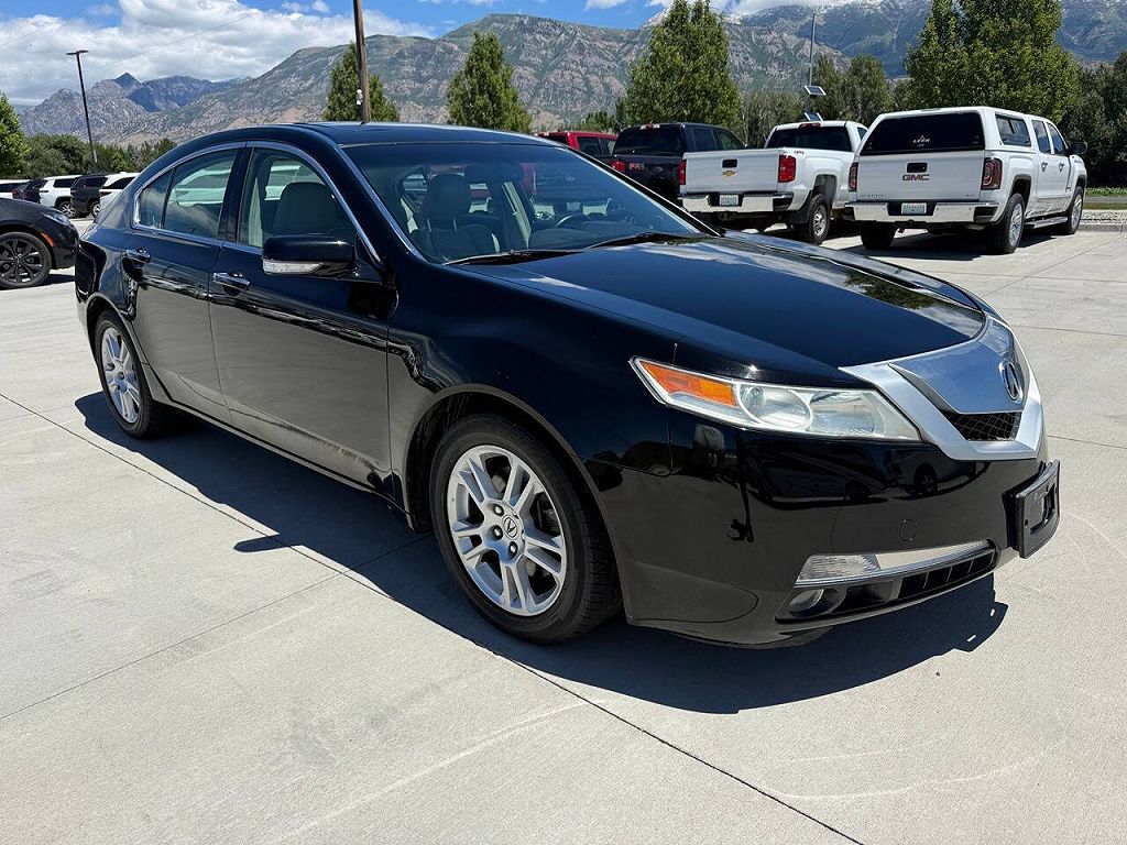 2010 Acura TL Technology Package and 18 Inch Wheels