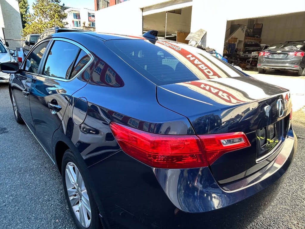 2013 Acura ILX