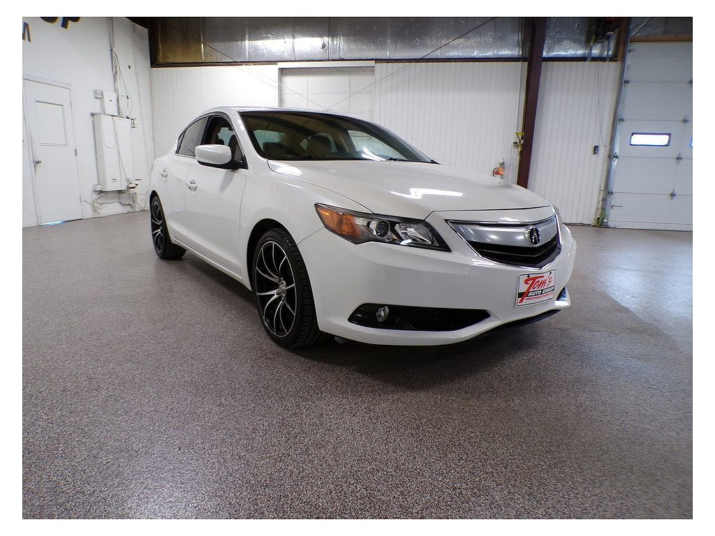 2014 Acura ILX Technology Package