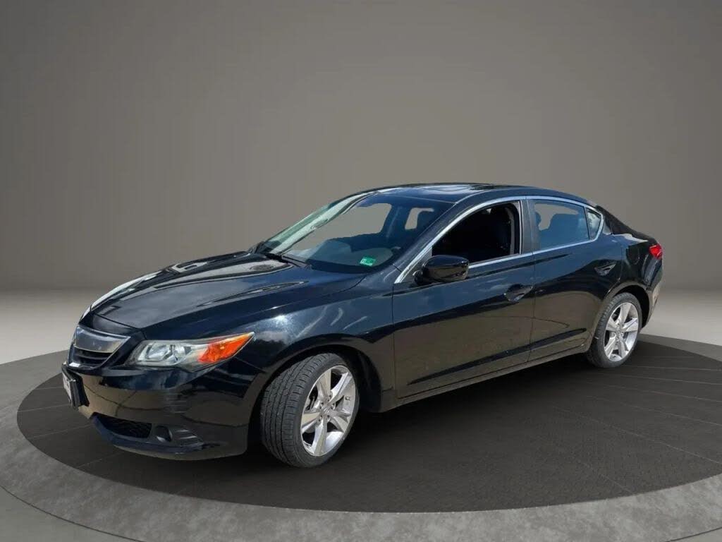 2013 Acura ILX Technology Package