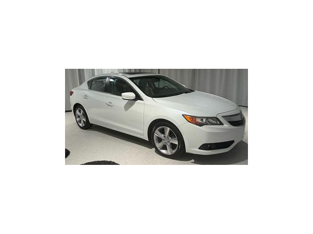 2013 Acura ILX Technology Package