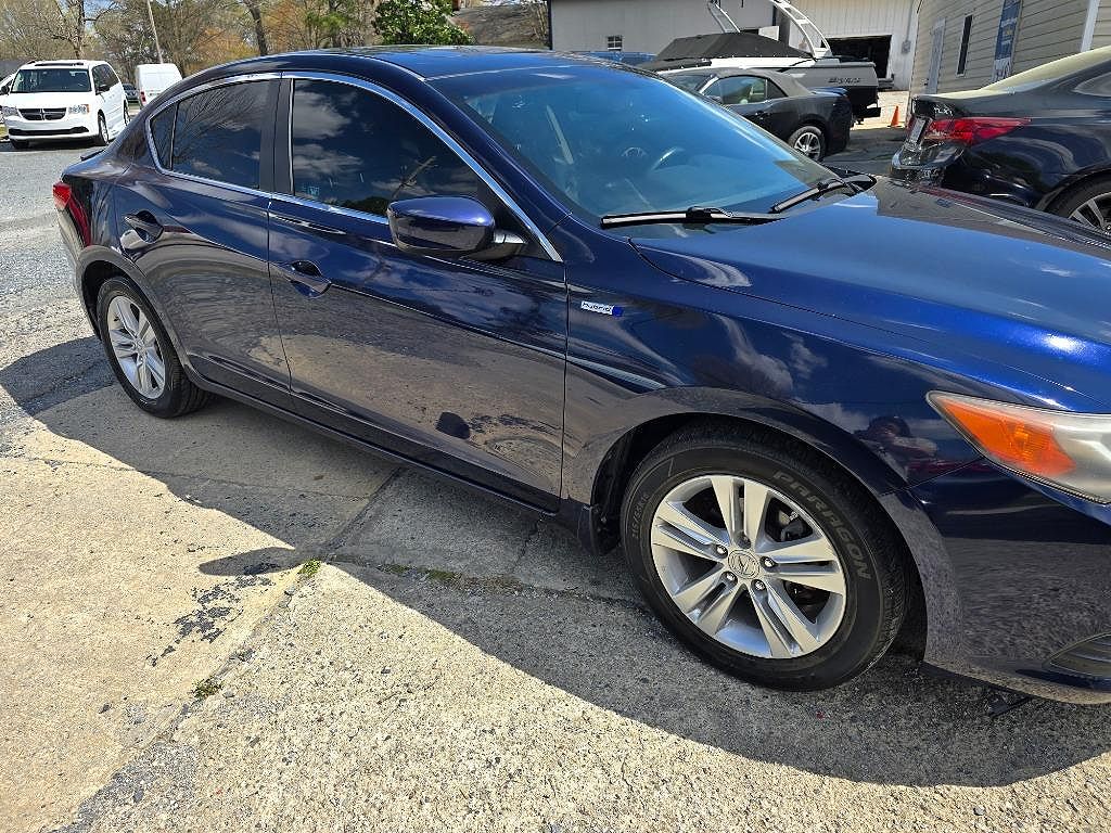 2013 Acura ILX Hybrid
