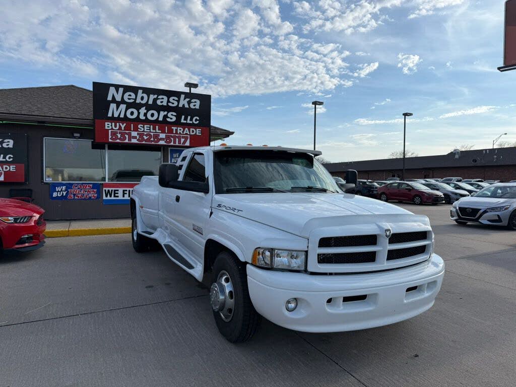 2001 Dodge Ram Pickup 3500 ST
