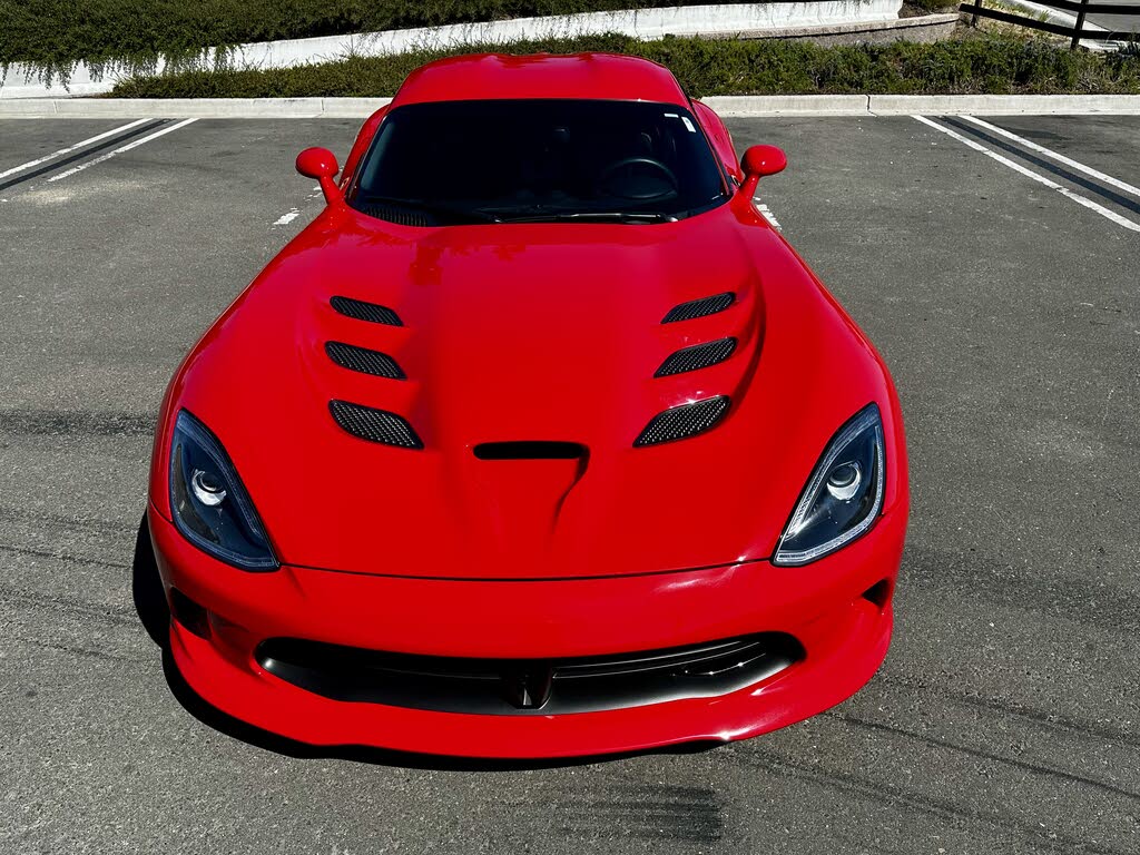 Vehicle Image 2 of 31 for 2014 Dodge SRT Viper