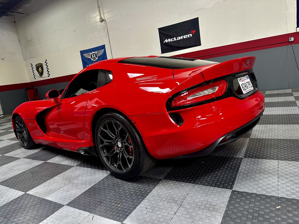 2014 Dodge SRT Viper - 28