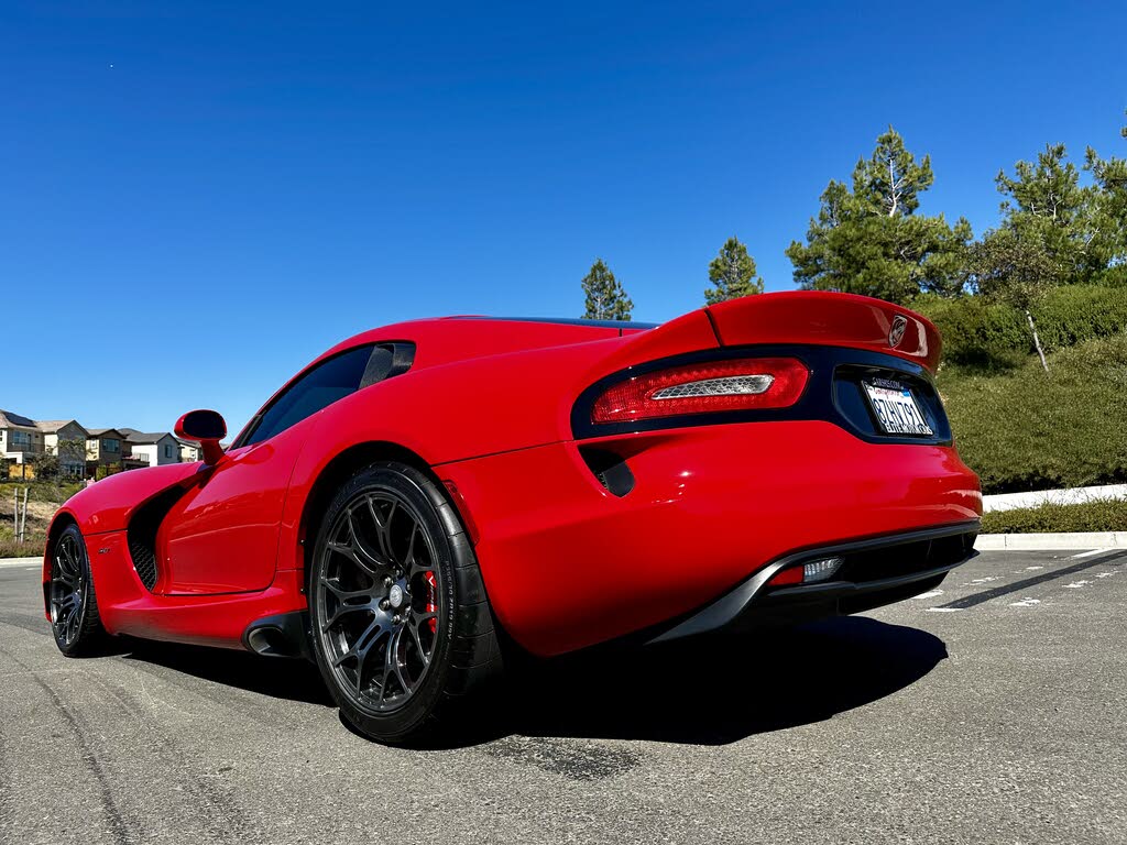 Vehicle Image 7 of 31 for 2014 Dodge SRT Viper