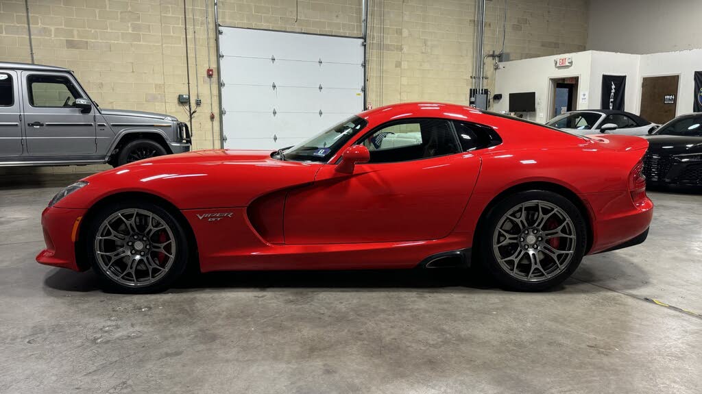 2015 Dodge Viper - 10