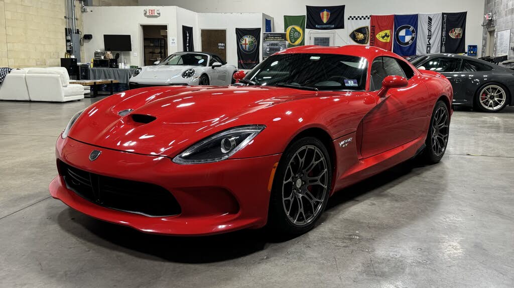 2015 Dodge Viper - 9