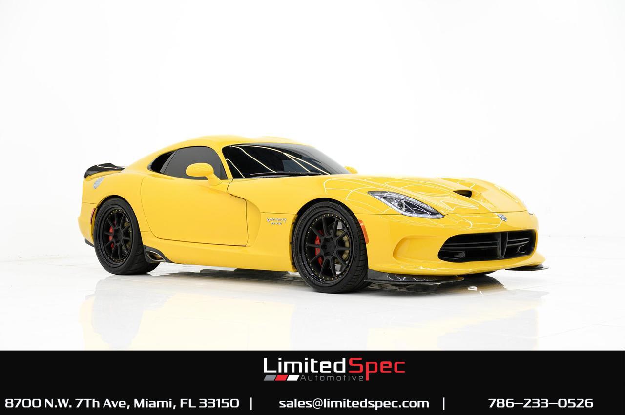 Vehicle Image 1 of 116 for 2014 Dodge SRT Viper