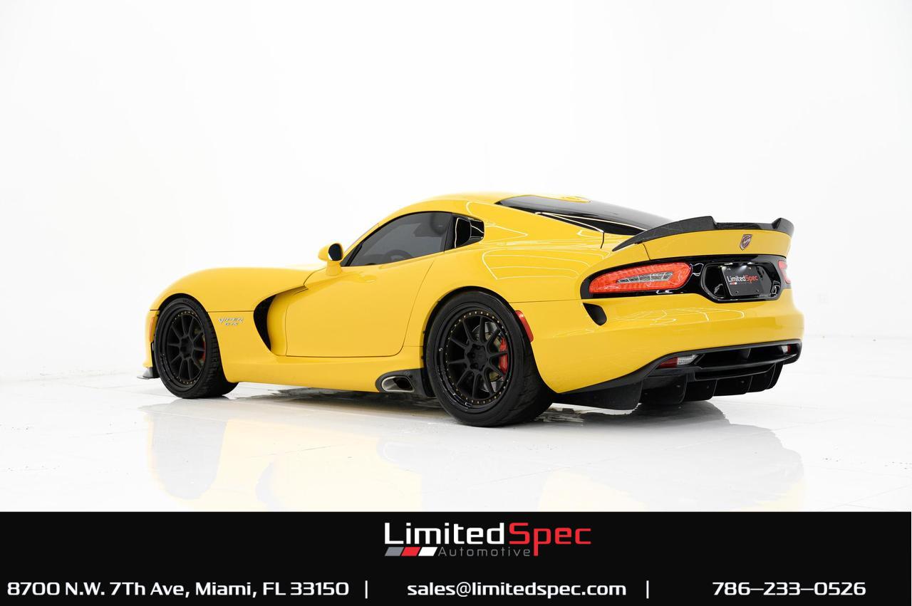 2014 Dodge SRT Viper - 23