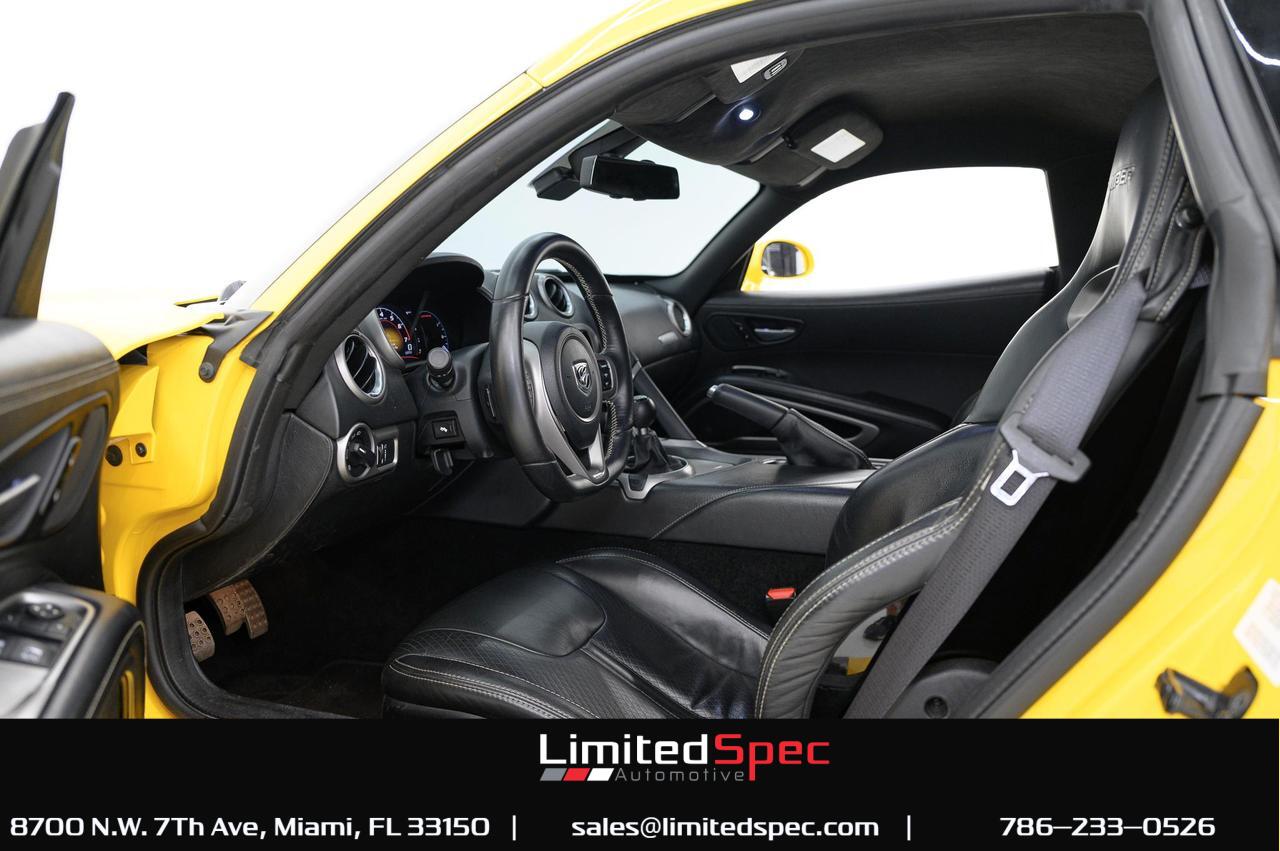 Vehicle Image 33 of 116 for 2014 Dodge SRT Viper