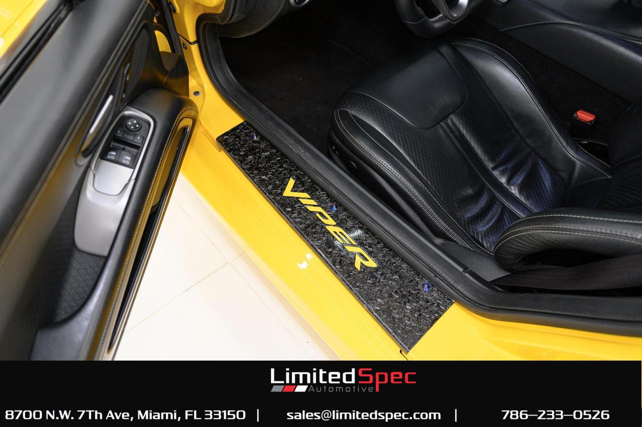 Vehicle Image 38 of 116 for 2014 Dodge SRT Viper