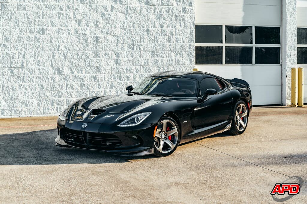 Vehicle Image 40 of 83 for 2014 Dodge SRT Viper