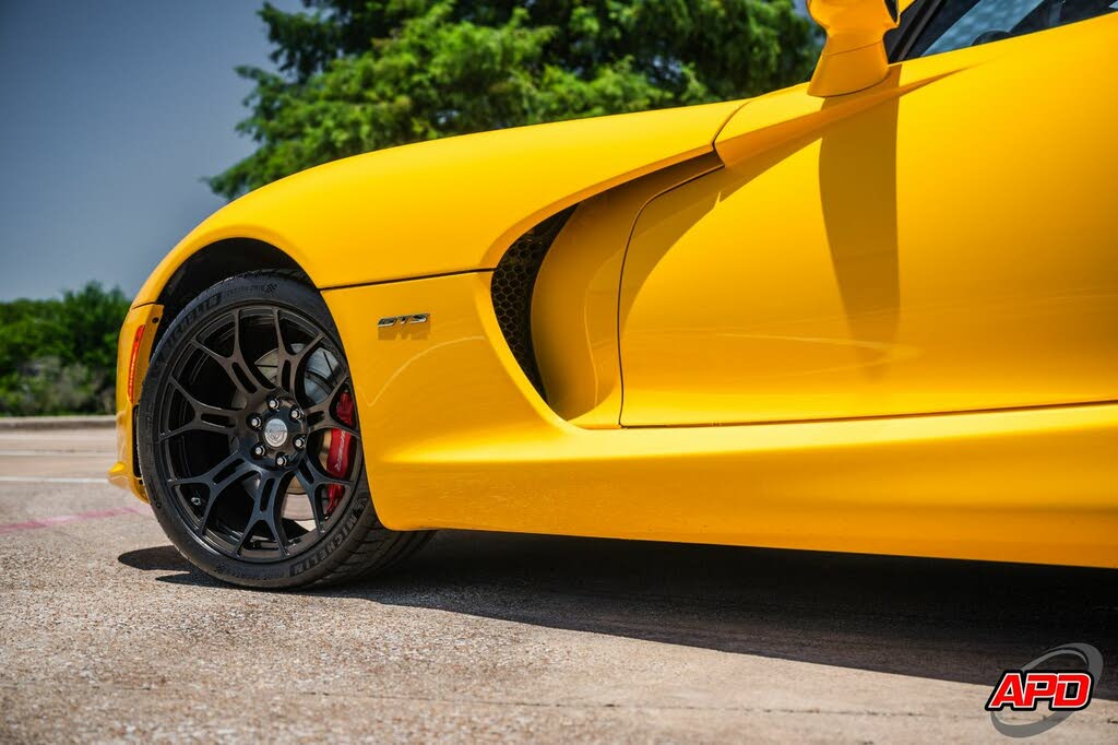 2014 Dodge SRT Viper - 33