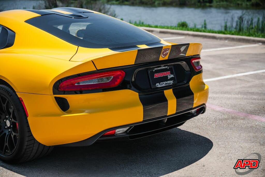 Vehicle Image 49 of 90 for 2014 Dodge SRT Viper