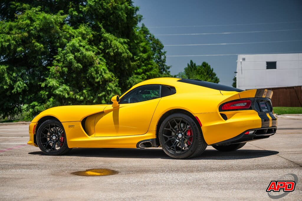 Vehicle Image 59 of 90 for 2014 Dodge SRT Viper