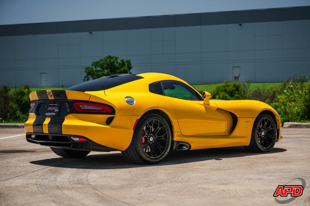 Vehicle Image 65 of 90 for 2014 Dodge SRT Viper