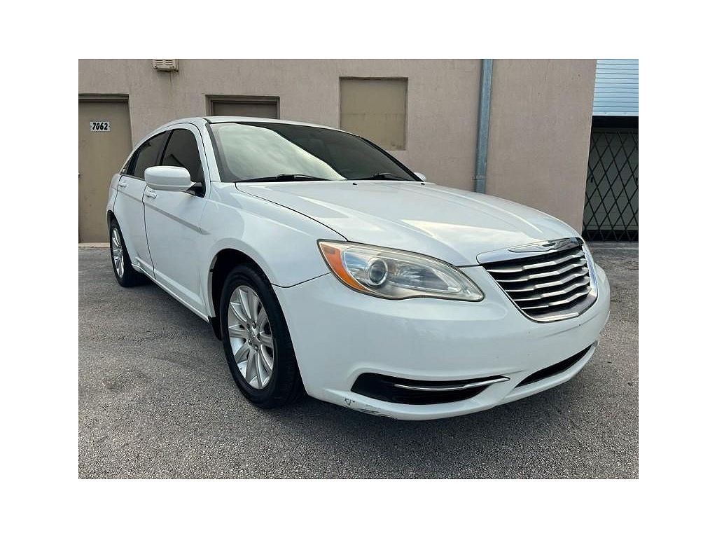 2011 Chrysler 200 Touring
