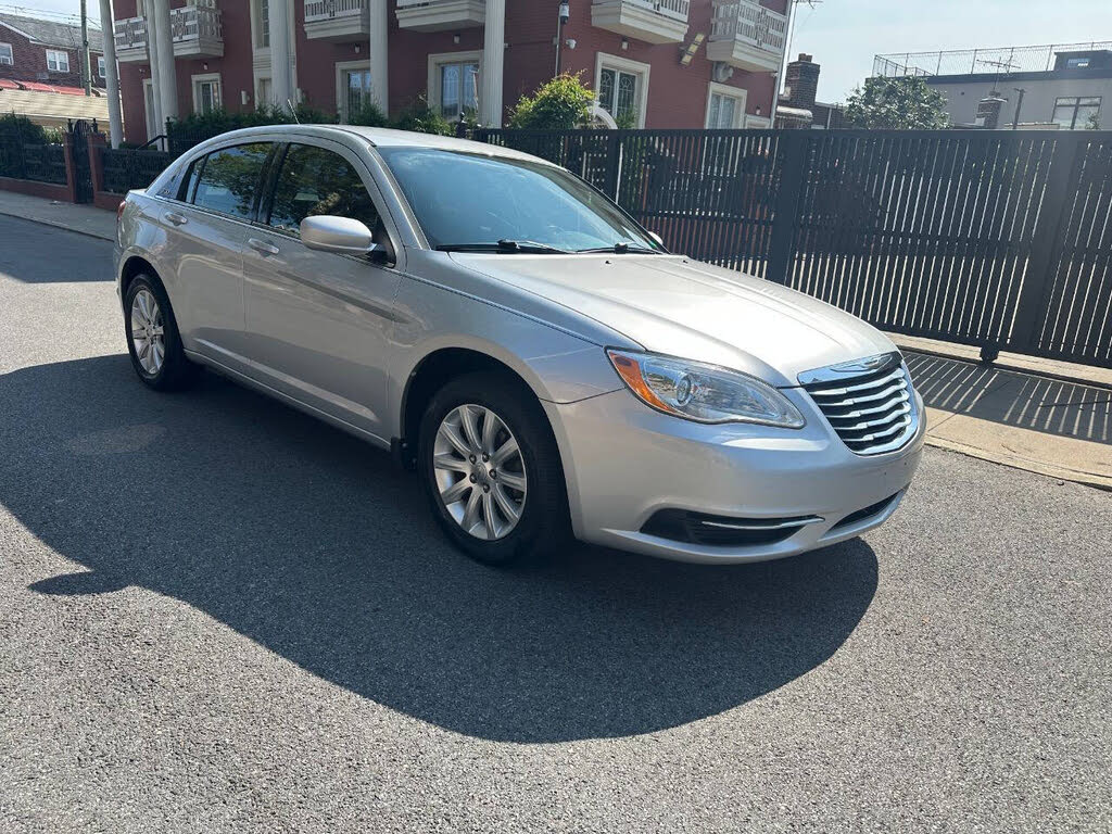 2011 Chrysler 200 Touring