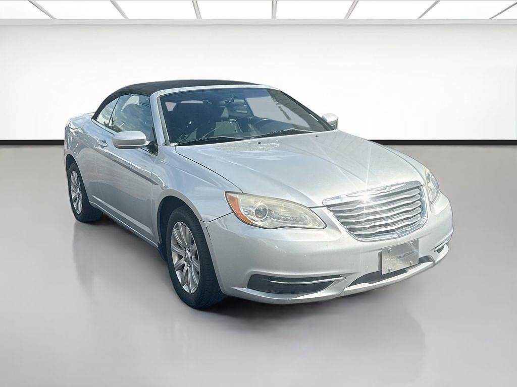 2011 Chrysler 200 Touring
