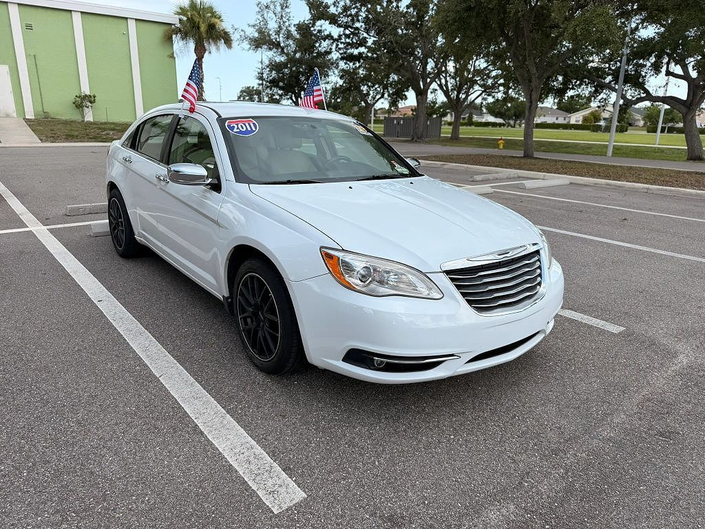 2011 Chrysler 200 Limited