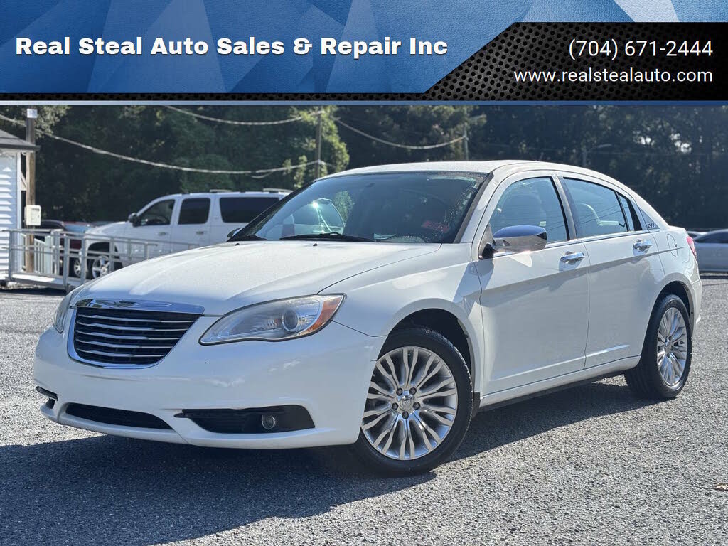 2011 Chrysler 200 Limited