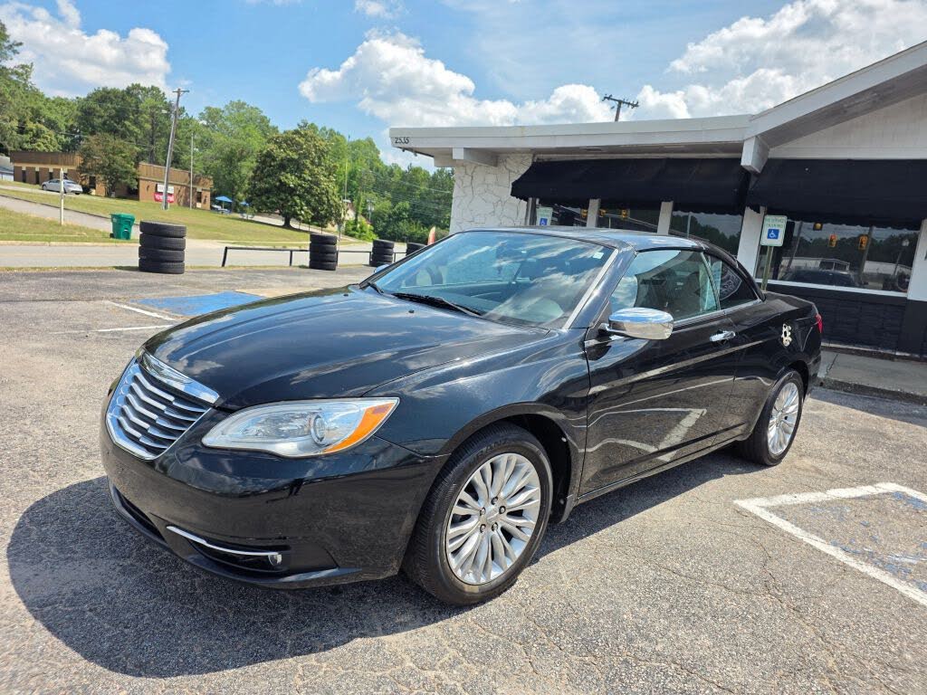 2011 Chrysler 200 Limited