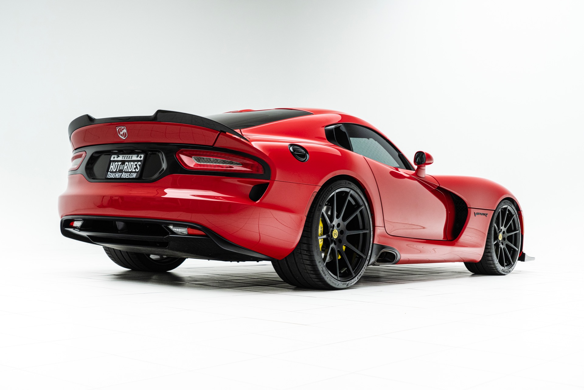 2016 Dodge Viper - 14