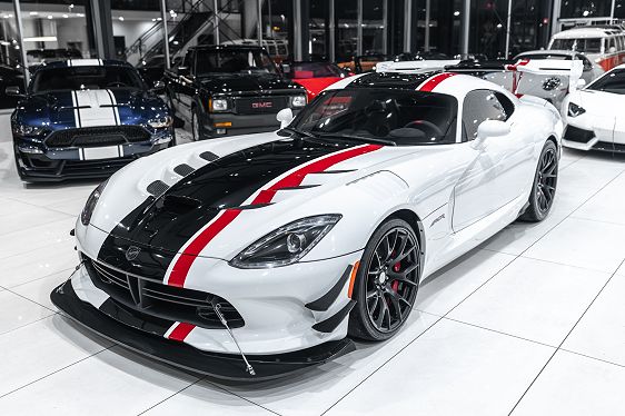 2016 Dodge Viper - 33