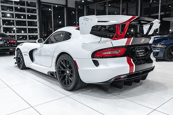 2016 Dodge Viper - 45