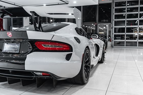 2016 Dodge Viper - 51