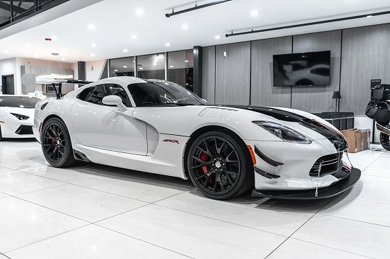 2016 Dodge Viper - 7