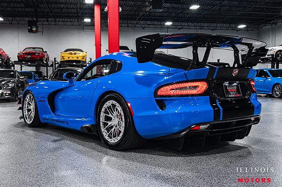 2017 Dodge Viper - 4