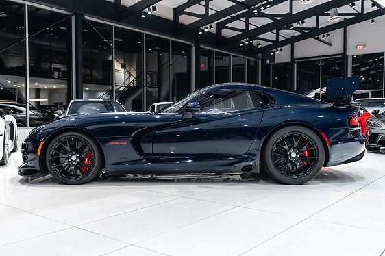 2016 Dodge Viper - 14