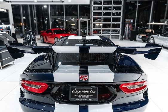 2016 Dodge Viper - 25