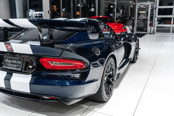 2016 Dodge Viper - 27