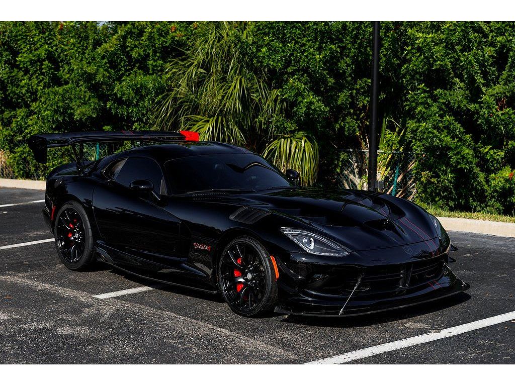 2017 Dodge Viper GTC