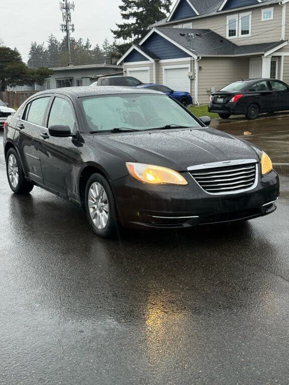 2012 Chrysler 200 LX