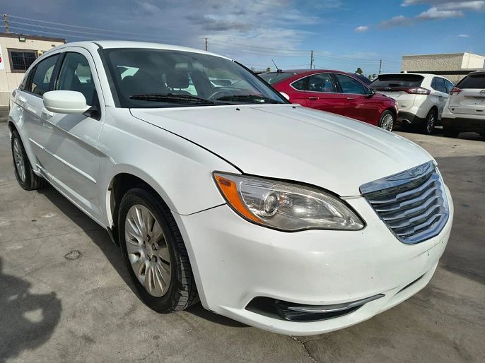 2012 Chrysler 200 LX