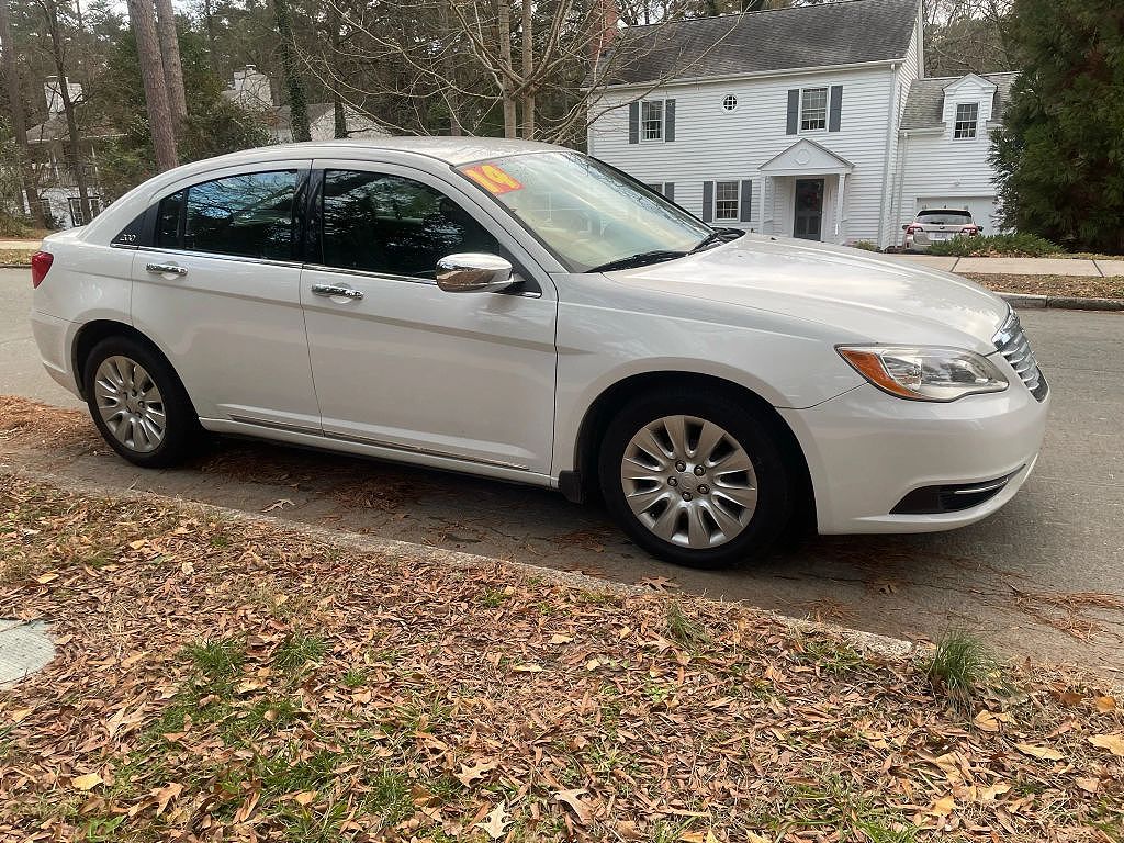 2014 Chrysler 200 LX
