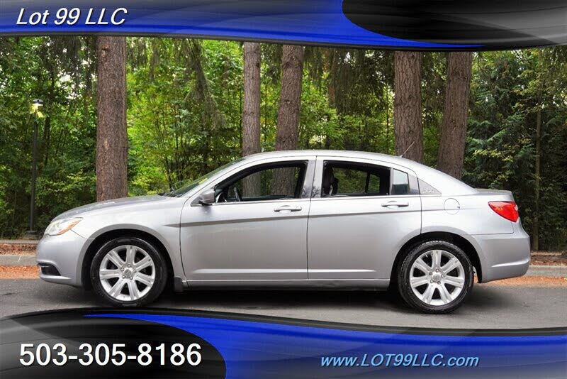 2013 Chrysler 200 LX