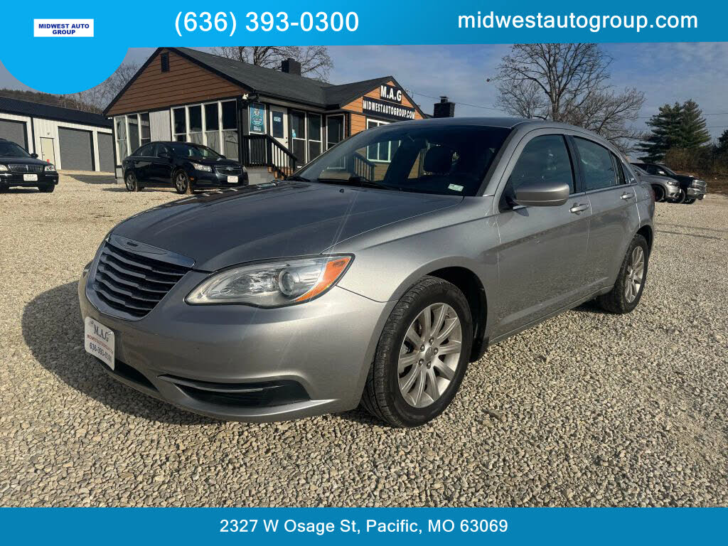 2013 Chrysler 200 Touring