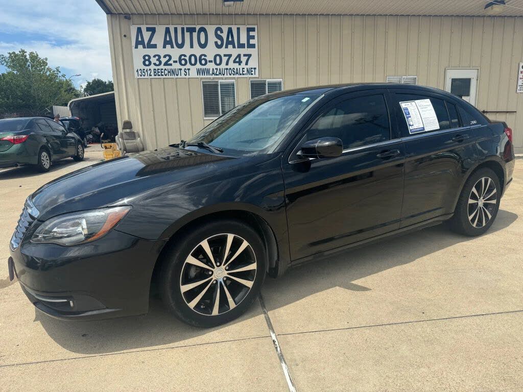 2013 Chrysler 200 Limited