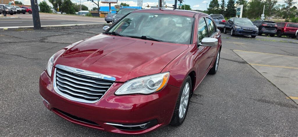 2013 Chrysler 200 Limited