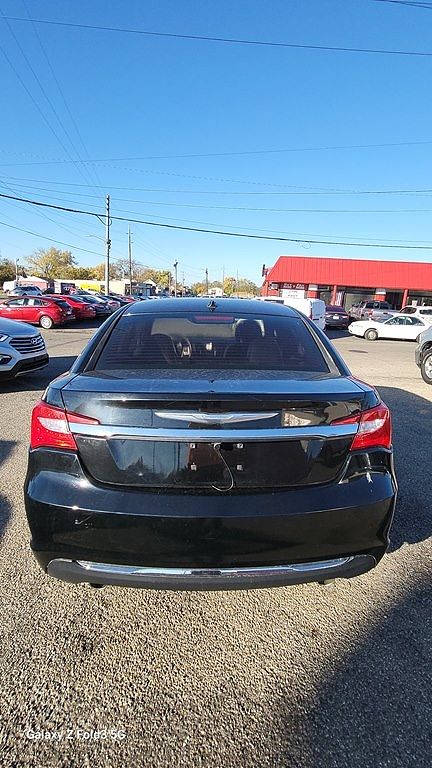 Vehicle Image 9 of 35 for 2014 Chrysler 200